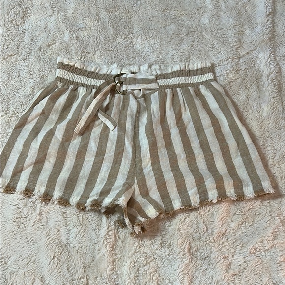 Umgee High Waist Tan and White Striped Shorts - Picture 1 of 5